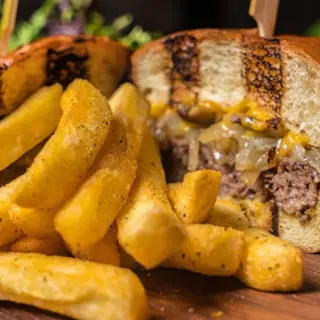 CHEESEBURGER