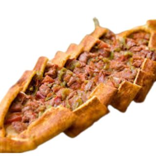 Pide aux morceaux de viande / Kuşbaşılı pide