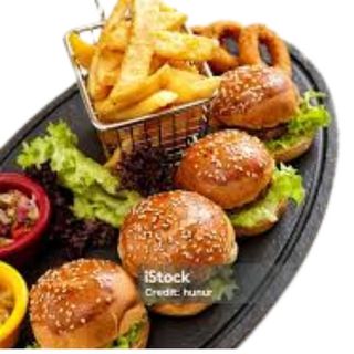 Mini Burger + Frites / Mini hamburger + patates kızartması