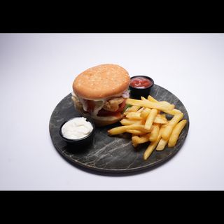 Chicken burger Crispy avec frites
