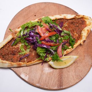 Pide à la viande