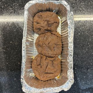 Chocolat Dubai scoop & melt