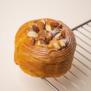 DANISH PRALINE