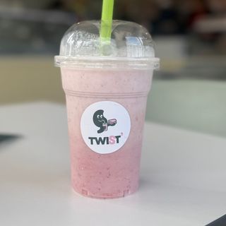 Strawberry cheese cake