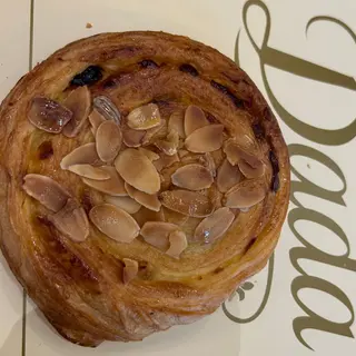 Mini Pain aux Raisins amande