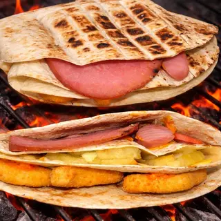 TRIO TASTY عل الفحمGrillé