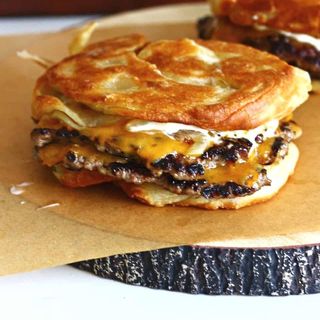 Menu Double Paratha Burger