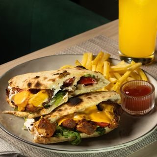 Pito (fruit de mer ; chicken crispi )