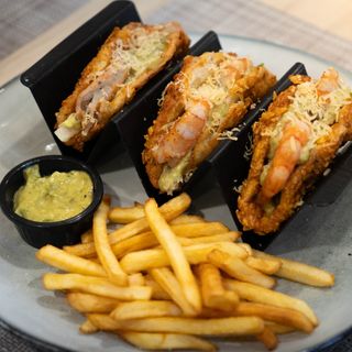 Taqito (fruit de mer; poulet)