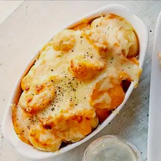 Chezzy Potatoes