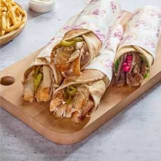 شاورما عيش
