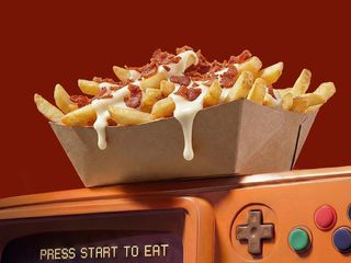 Frites Sauce Fromagère Maison + Bacon