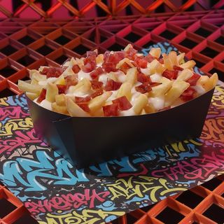 Frite sauce fromagère maison + Bacon !