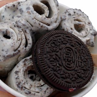 Ice crème rolls Oreo