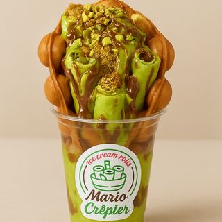 Bubble waffle ice cream cream rolls kunafa