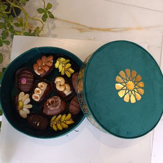 Coffret dattes au chocolat fourrées