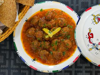 Tajine Kefta en Sauce Tomate