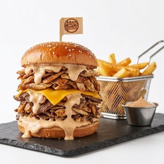 Hamburger chawarma double et frite