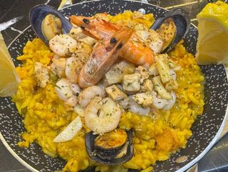 PAELLA GUSTINO