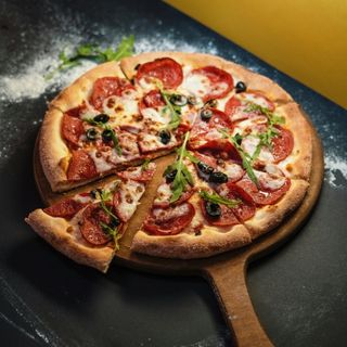 Pizza Charcuterie