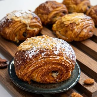 Pain chocolat aux amandes