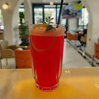 Ice tea fruits rouges