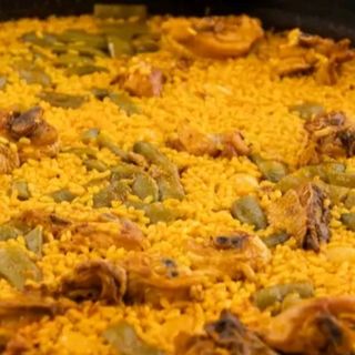 Paella valenciana