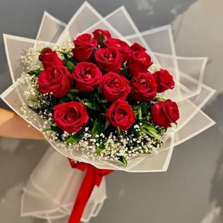 Bouquet de 15 rose rouge avec gebsoful