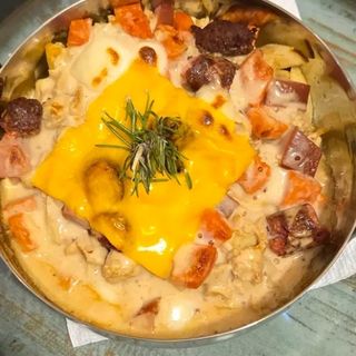 Poutine mergaze