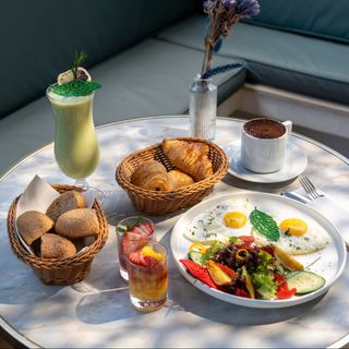 Petit-déjeuner - GOURMAND