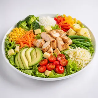 Salade Riche aux Légumes Frais