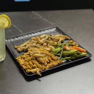plats emincé de poulet