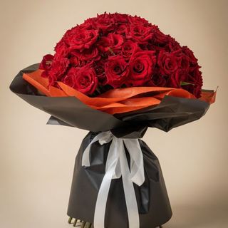 Grand Luxe Bouquet 100 Rose
