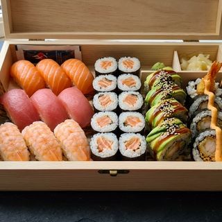 Yugo Roll Deluxe (32 pieces)