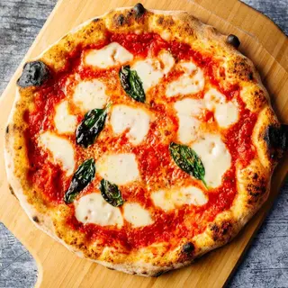 PIZZA MARGHERITA