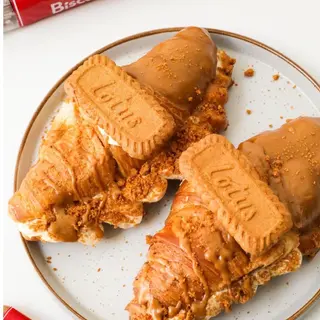 Croissant lotus