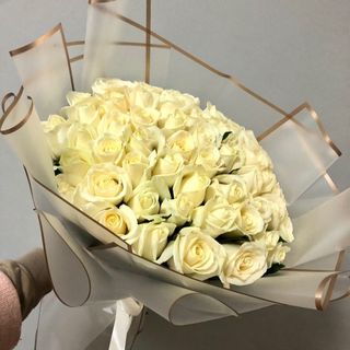 Bouquet Blanc – 50 Roses Blanches