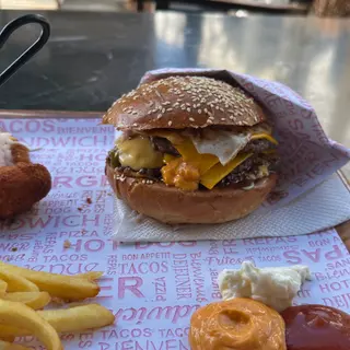 Burger Vaness