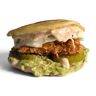 Avocado Chicken Paratha (légèrement épicé) + 2e Paratha au choix