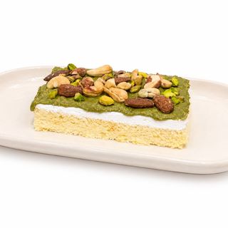 قشطوطة كنافة دبي بالمكسرات Qashtota Kunafa Dubai aux fruits secs