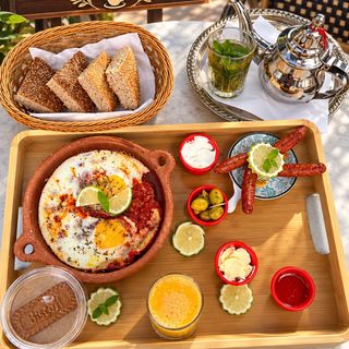 J&J Petit Dej