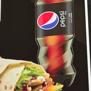 Kebab mare cu Pepsi