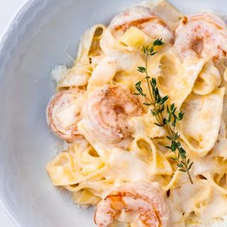 Fettuccine cu creveti 