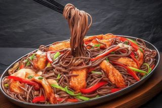 Noodles Yaki Soba cu pui