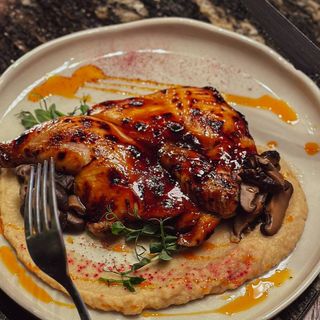 Puișor cu ciuperci și piure de țelină