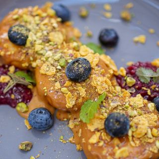 Papanași cu cremă de caramel