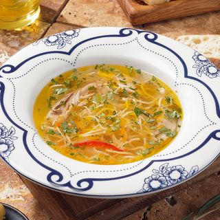 Суп с курицей / Supă delicată de pui