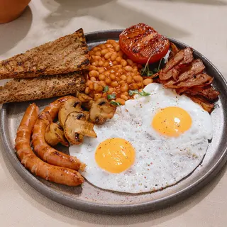 English Breakfast tradițional