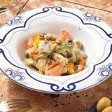 Salată caldă cu cărniţă de pui