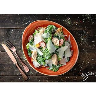 Salata Caesar cu file de pui